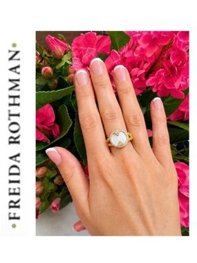 Freida Rothman Imperial Round Statement Mother Of Pearl Ring Size 7.5